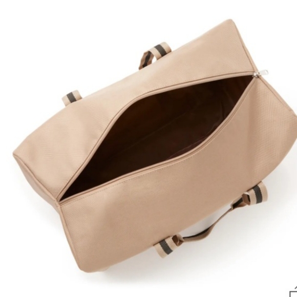 DSW Weekend bag and sling NWT - Picture 4 of 10